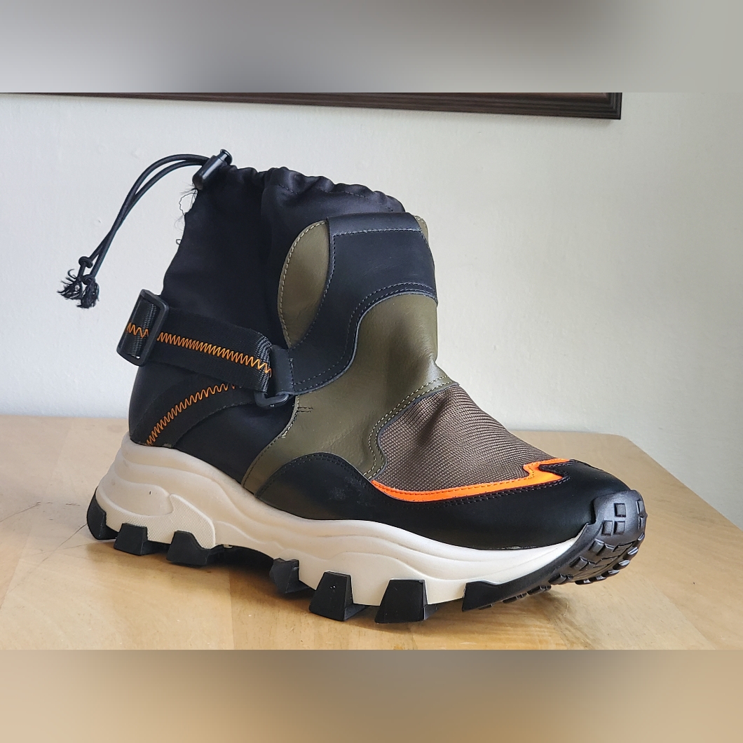 Cinzia Araia High-Top Sneakers